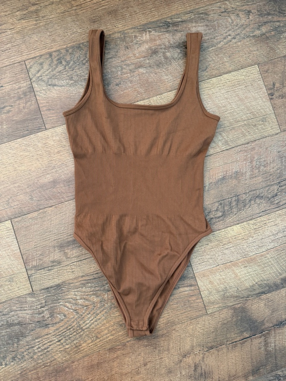 📦 Ribbed OQQ Bodysuit